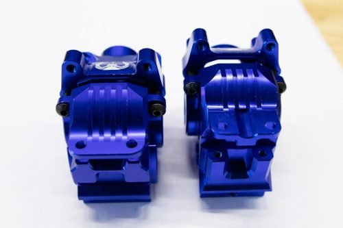 Cobra Racing Blue Aluminum Differential Housing Front + Rear for Traxxas Slash, Rustler, Stampede 4x4 4WD