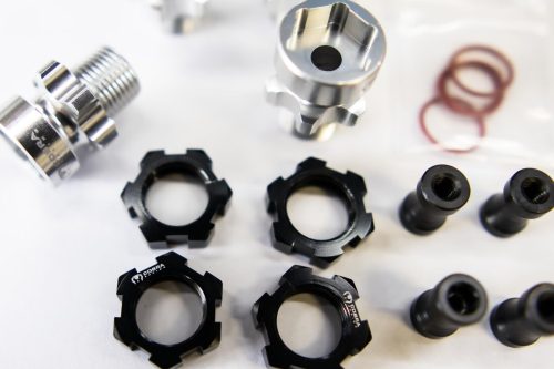 Traxxas 1/10 Chrome Hex Hub Adapter / Extender