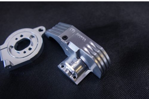 CR Traxxas Maxx & Maxx Slash Adjustable Motor Mount & Gear Covers - SILVER