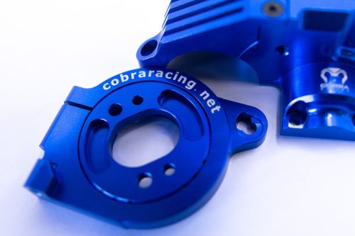 CR Traxxas Maxx & Maxx Slash Adjustable Motor Mount & Gear Covers - BLUE