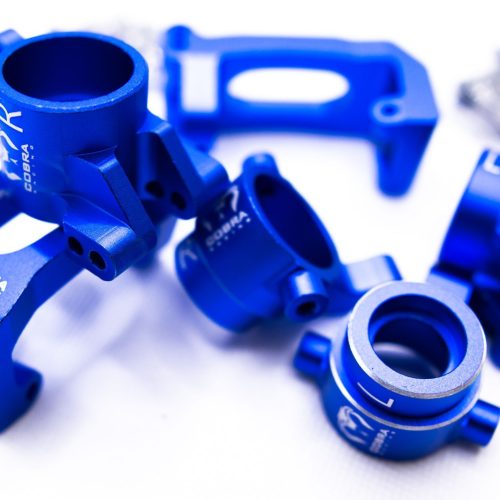 Cobra Racing Traxxas Sledge Knuckles + Hubs Combo – 7075-T6 Aluminum – Blue